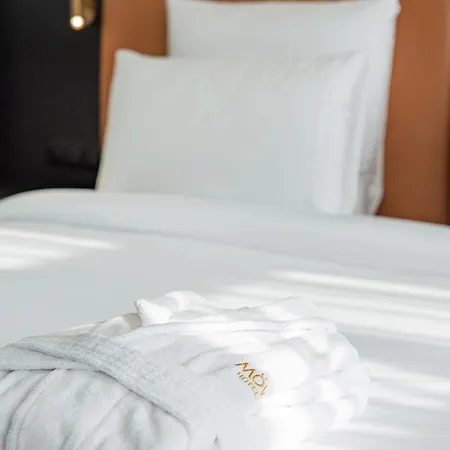 Moevenpick Grand Hotel