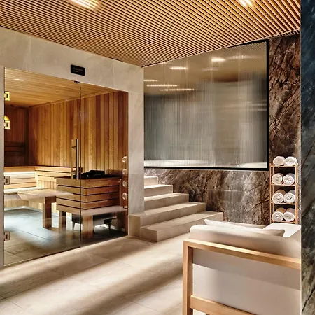 Hotel Moevenpick Grand