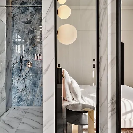 Moevenpick Grand 4*
