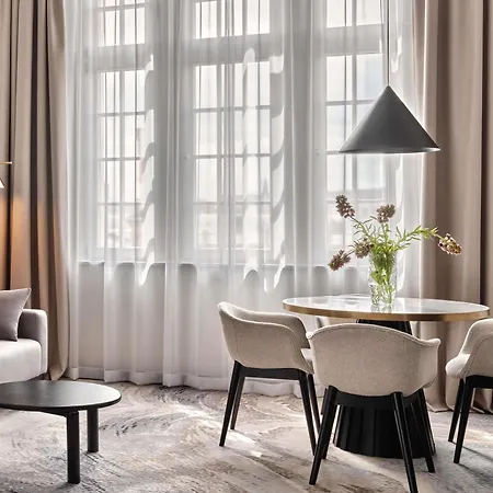 Готель Moevenpick Grand