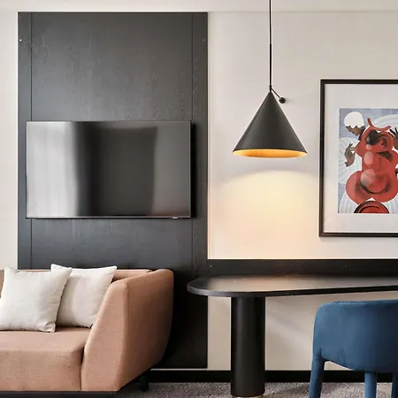 Готель Moevenpick Grand