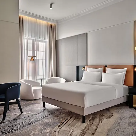 Moevenpick Grand فندق 4*