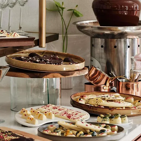 Hotel Mövenpick Grand 4*