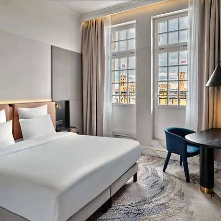 Отель Moevenpick Grand 4*