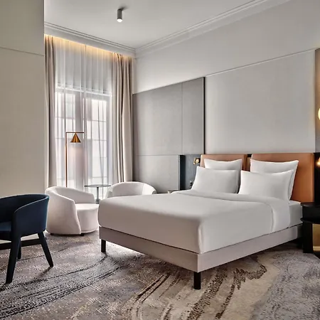 Отель Moevenpick Grand