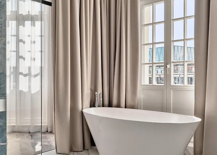 Moevenpick Grand 4* فروتسواف