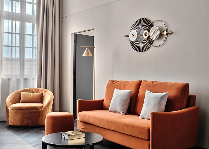 Moevenpick Grand فندق 4*