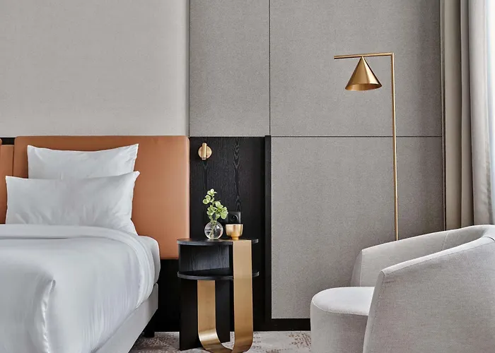 Mövenpick Grand Hotel